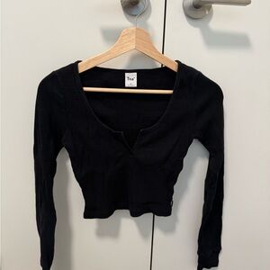 Tna Black Long Sleeve Women's Top
